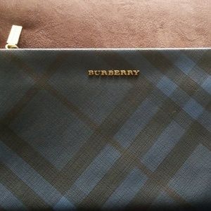 burberry clutch bag